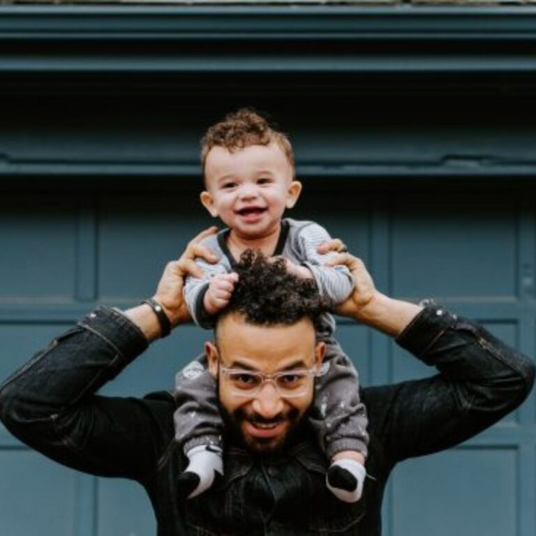 Read more about the article Fathers Rights Attorney